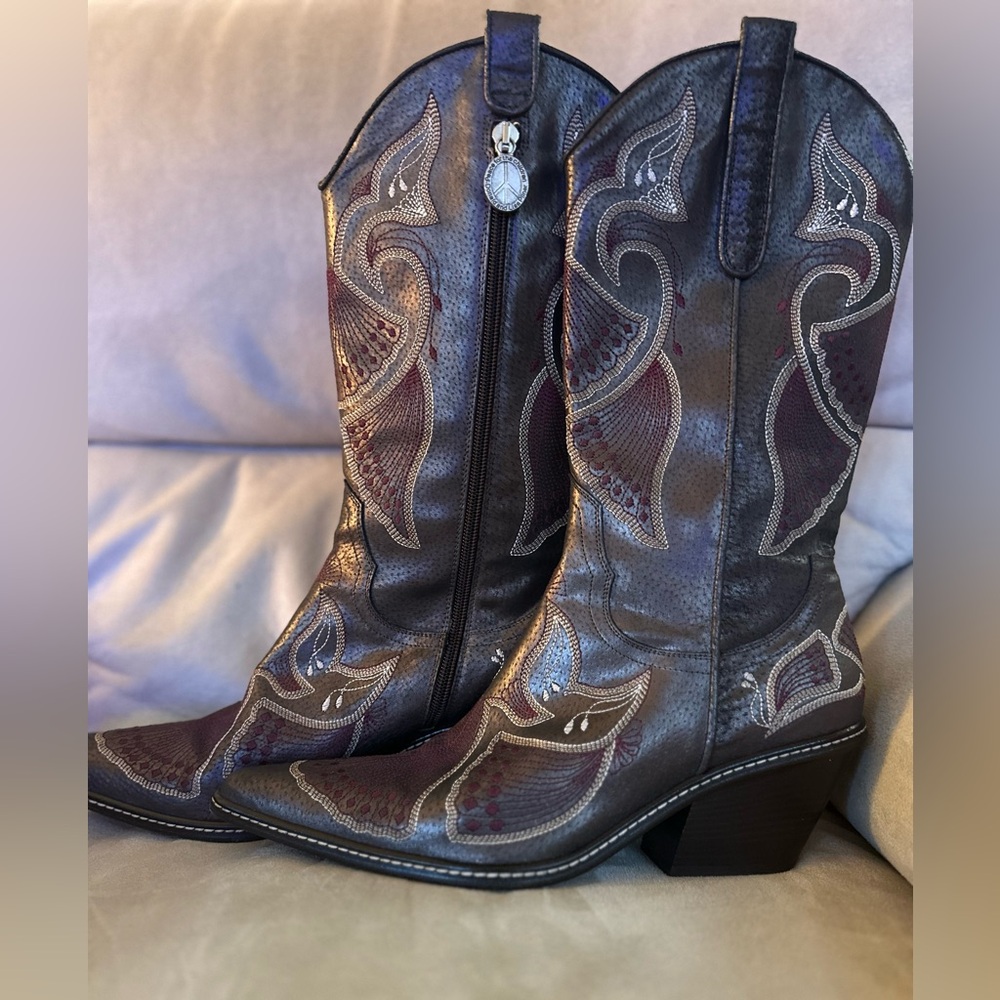 Women’s,,Western Boots. Donald J Pliner,Couture Collection